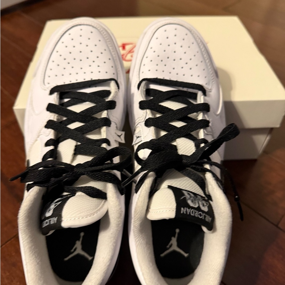 Jordan Stadium 90 Sneakers - Black and White